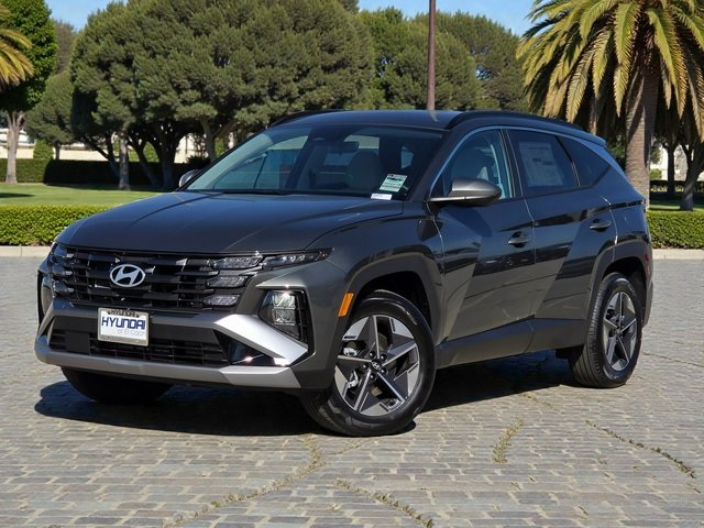 2026 Hyundai Tucson Hybrid SEL photo 2