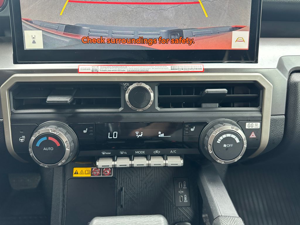 2025 Toyota Tacoma TRD photo 17