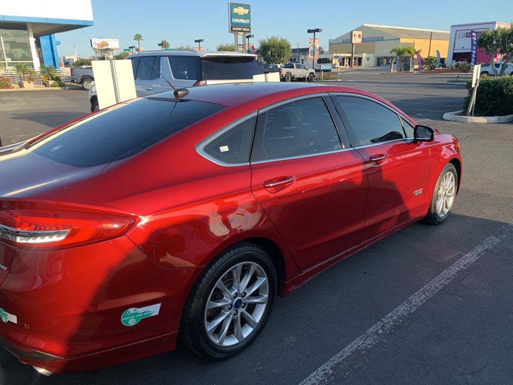 2017 Ford Fusion Energi SE photo 4
