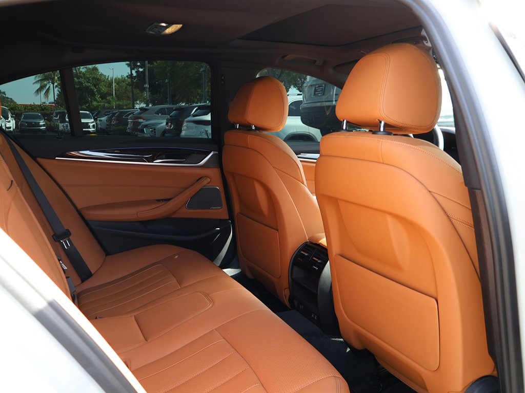 2022 Bmw 530e photo 36
