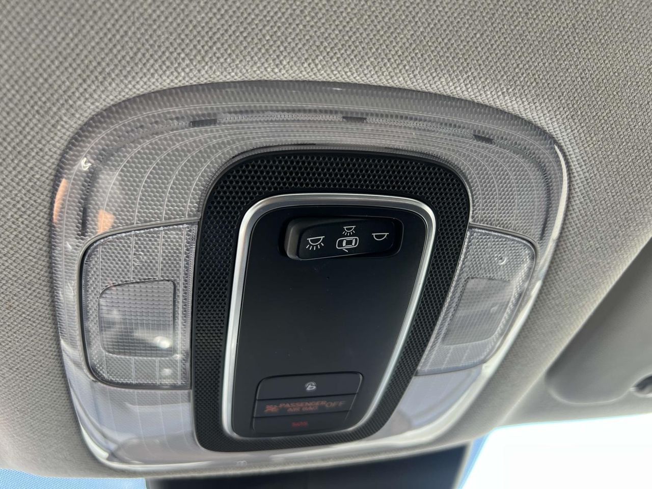 2022 Hyundai Elantra SEL photo 26