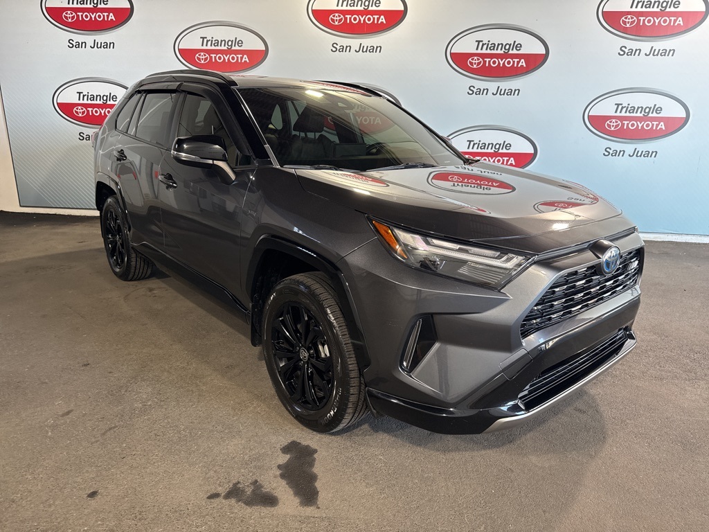2022 Toyota RAV4 Hybrid XSE photo 3