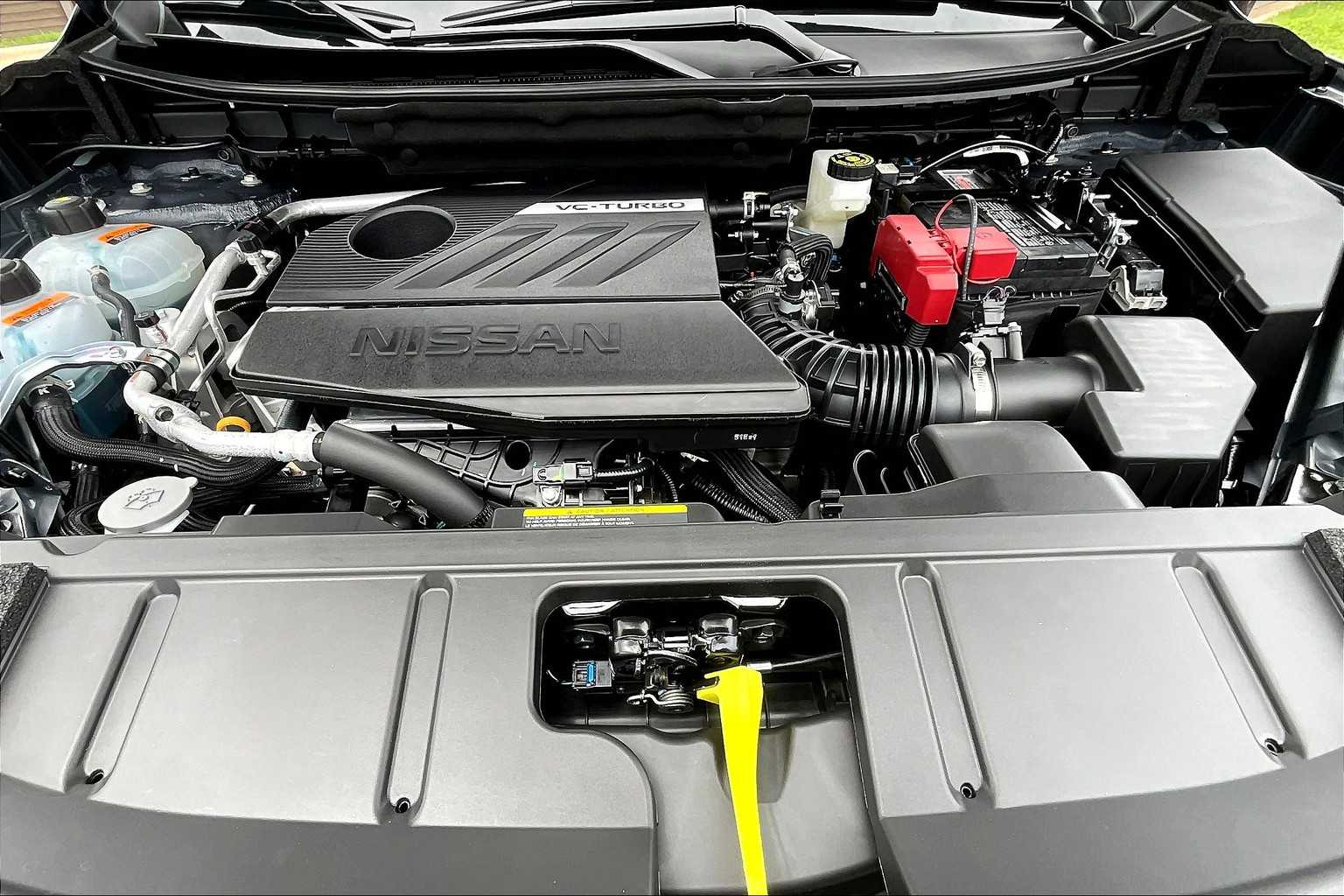 2025 Nissan Rogue SV photo 15