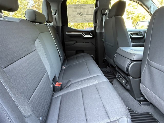 2026 Chevrolet Silverado 1500 LT photo 17
