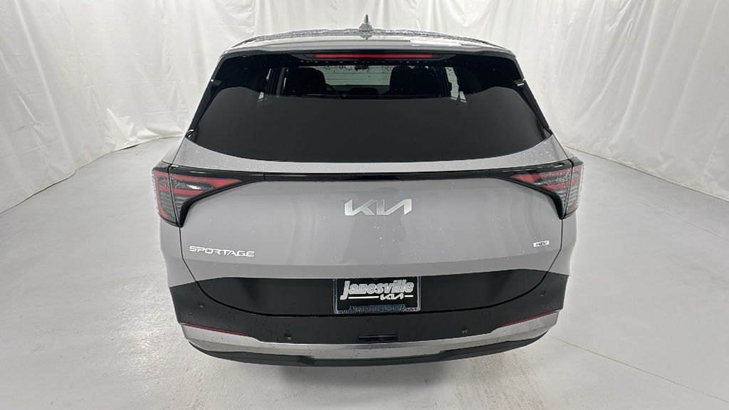 2026 Kia Sportage Hybrid S photo 4