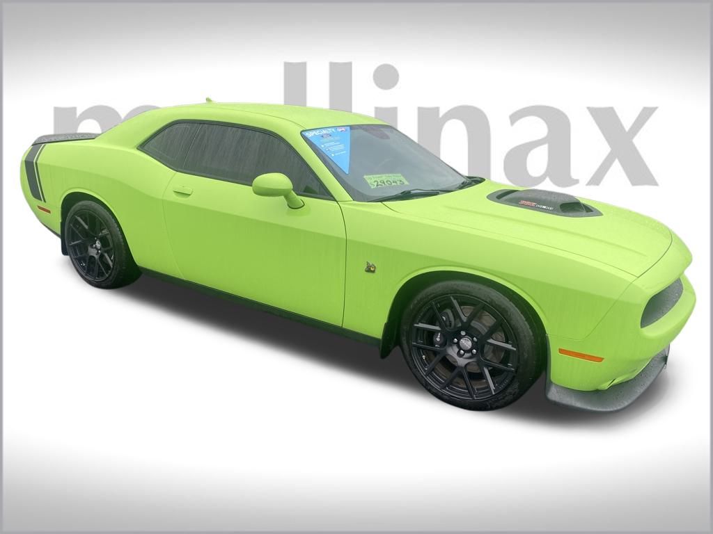 2015 Dodge Challenger Scat Pack's photo