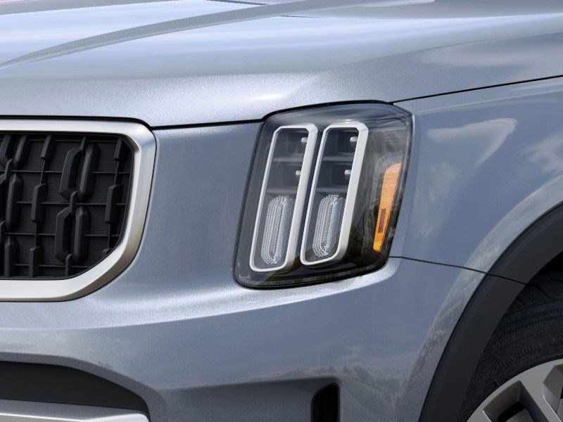 2025 Kia Telluride LX photo 7