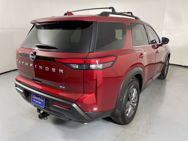 2024 Nissan Pathfinder SV photo 8