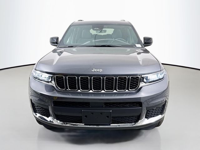 2025 Jeep Grand Cherokee Laredo X photo 2