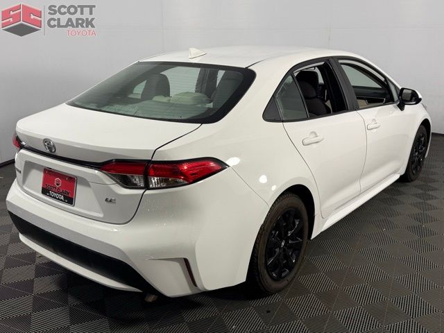2021 Toyota Corolla LE photo 6