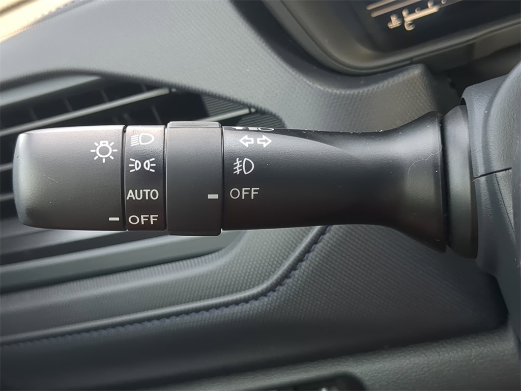 2025 Subaru Forester Premium photo 24