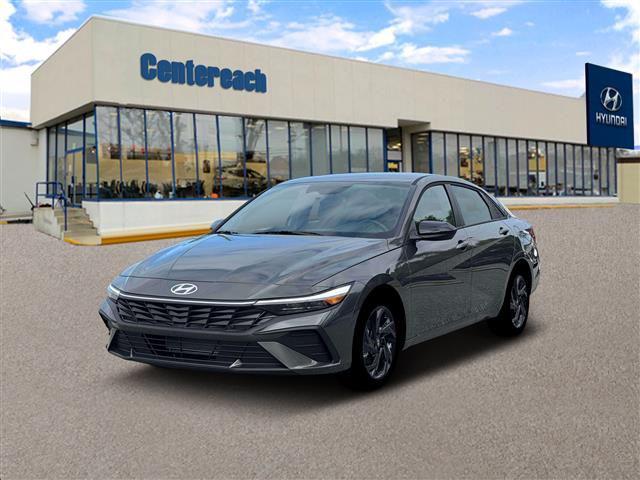 2026 Hyundai Elantra SEL's photo