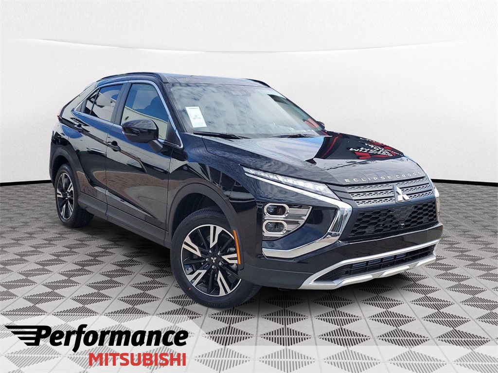2025 Mitsubishi Eclipse Cross SE's photo