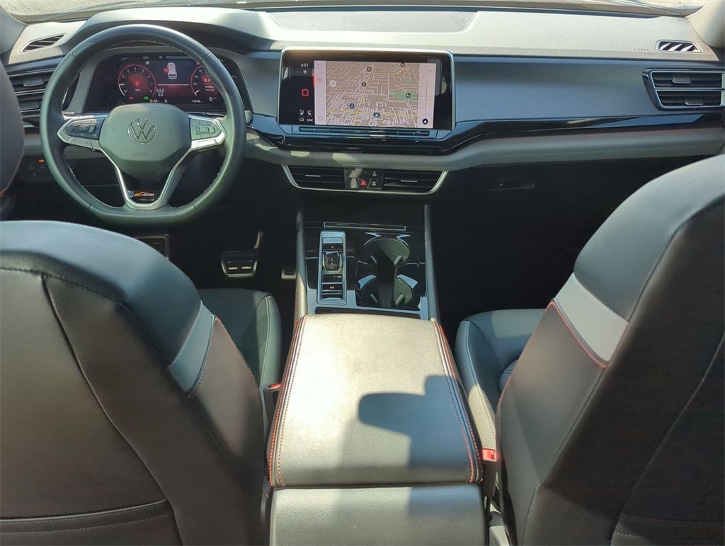 2024 Volkswagen Atlas Peak Edition SEL photo 16