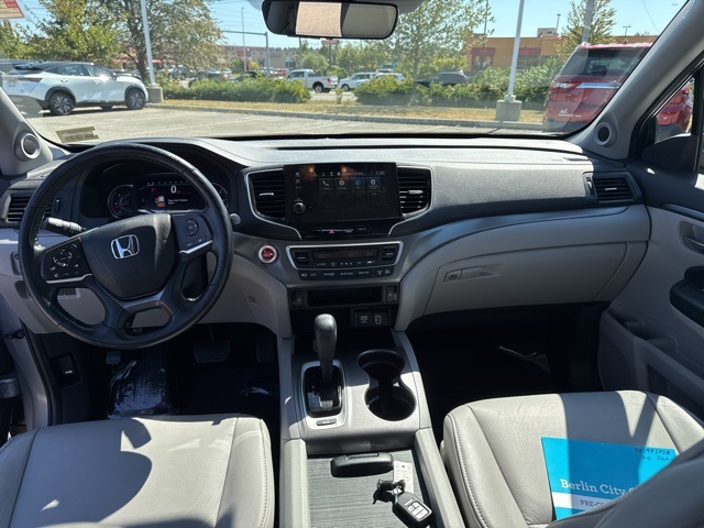 2020 Honda Pilot EX-L photo 16