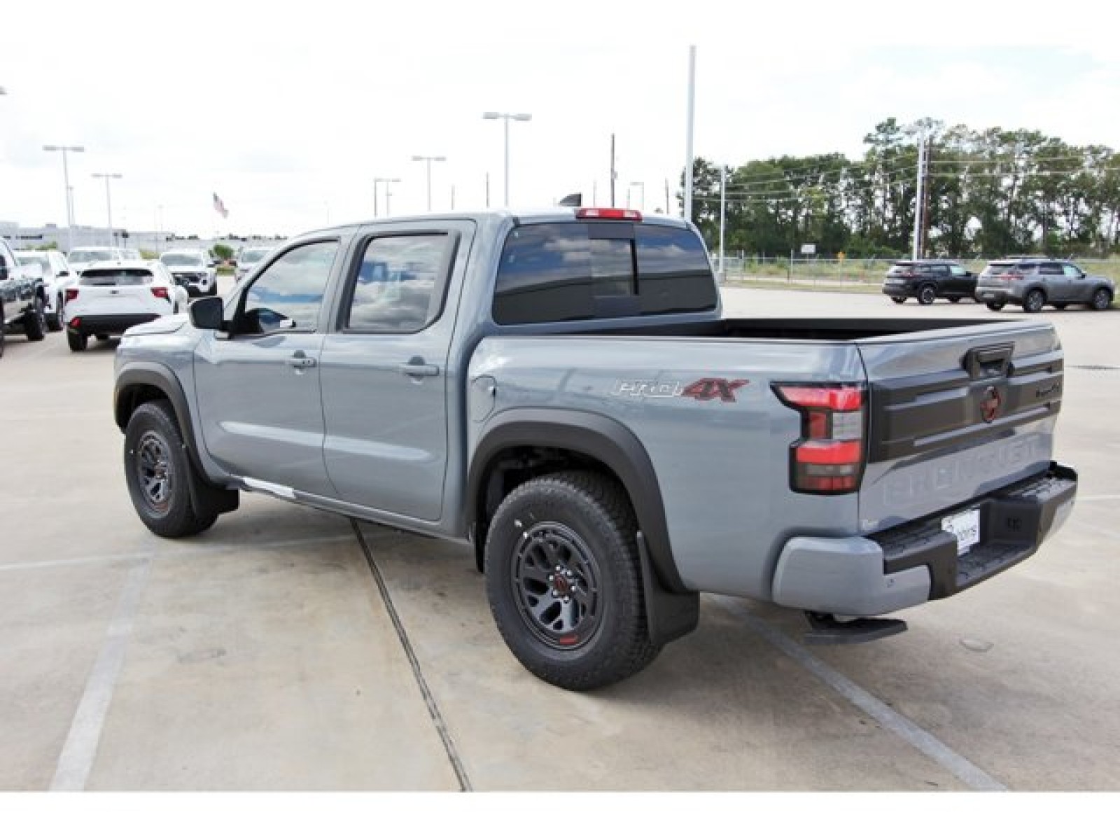 2025 Nissan Frontier Crew Cab PRO-4X® Gray at Robbins Nissan