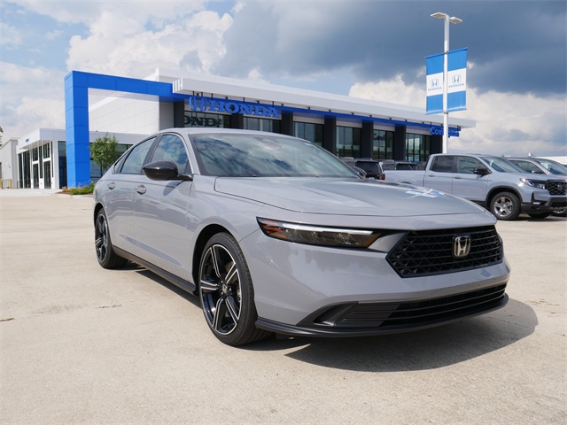 2025 Honda Accord Hybrid Sport's photo