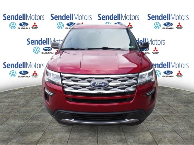 2018 Ford Explorer XLT photo 3