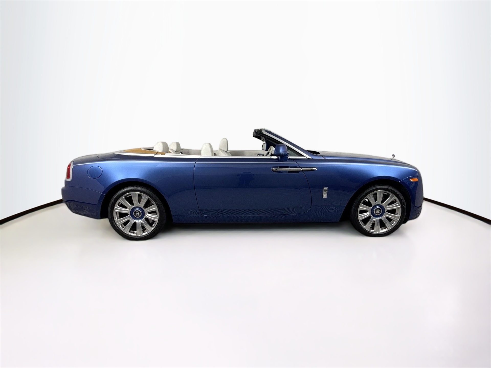 2018 Rolls Royce Dawn RR6 photo 8