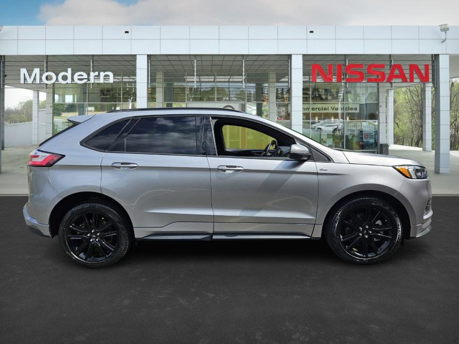 2022 Ford Edge ST-Line photo 3