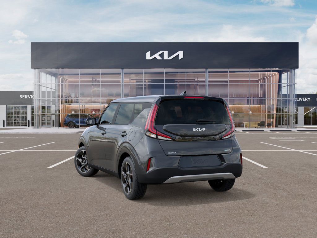 2025 Kia Soul EX photo 3