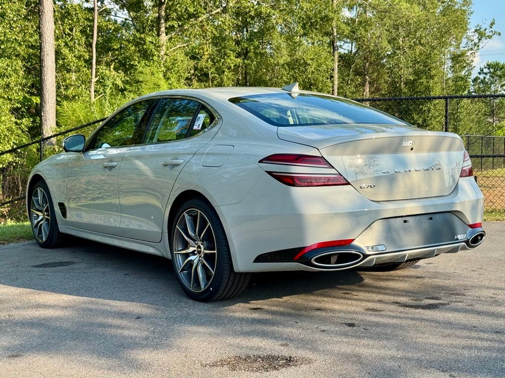 2026 Genesis G70 2.5T Prestige photo 10