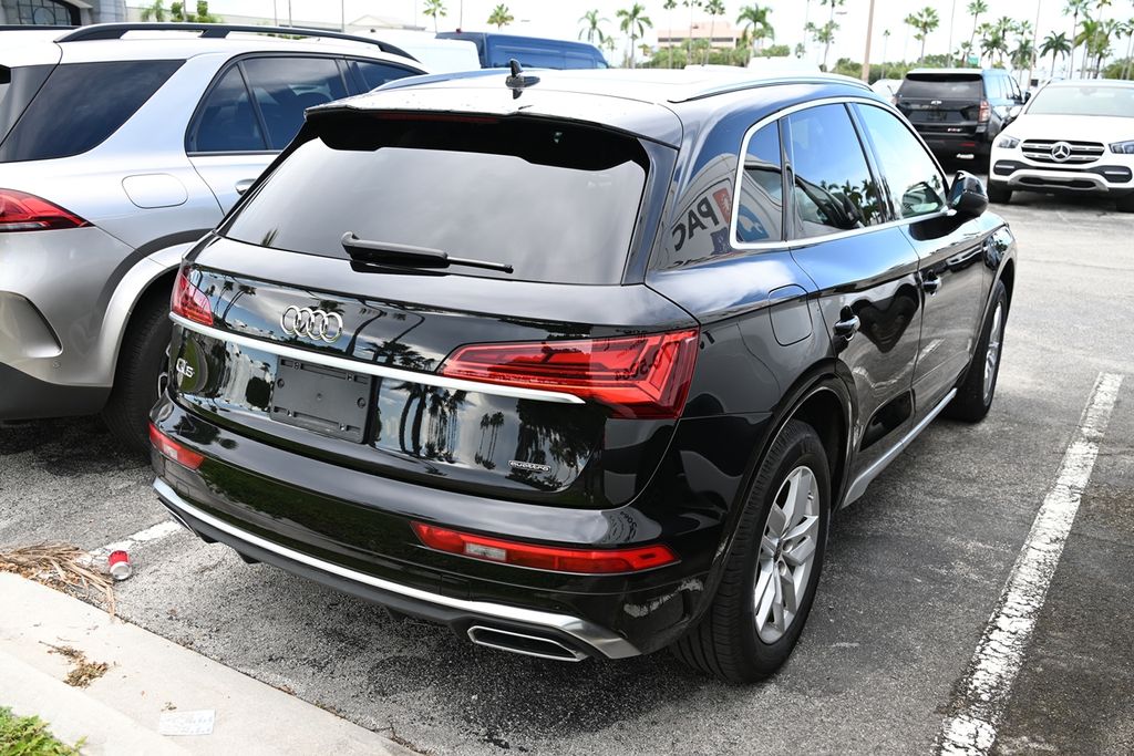 2023 Audi Q5 45 S line Premium photo 4
