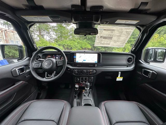 2025 Jeep Wrangler Rubicon photo 3