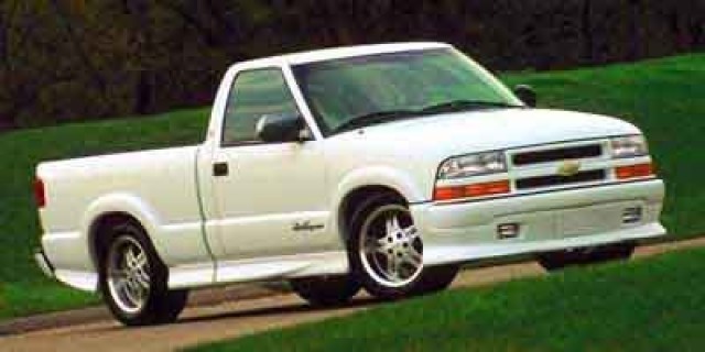 2000 Chevrolet S-10 LS