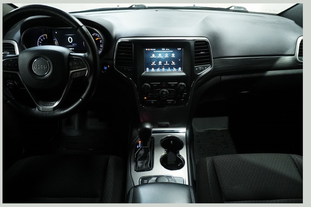 2021 Jeep Grand Cherokee Laredo E photo 14