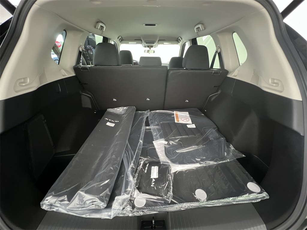 2026 Nissan Rogue SV photo 19