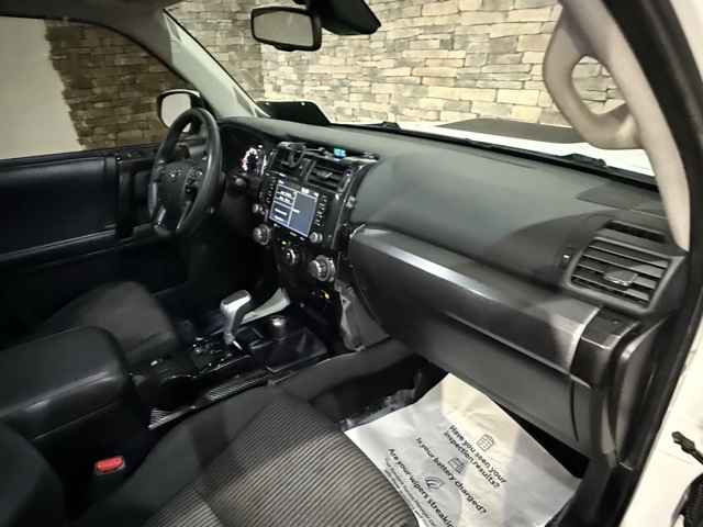 2021 Toyota 4Runner TRD photo 3