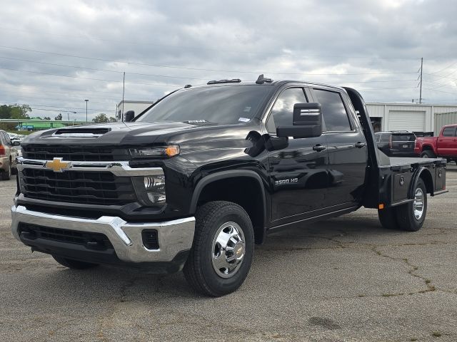 2024 Chevrolet Silverado 3500HD LT's photo