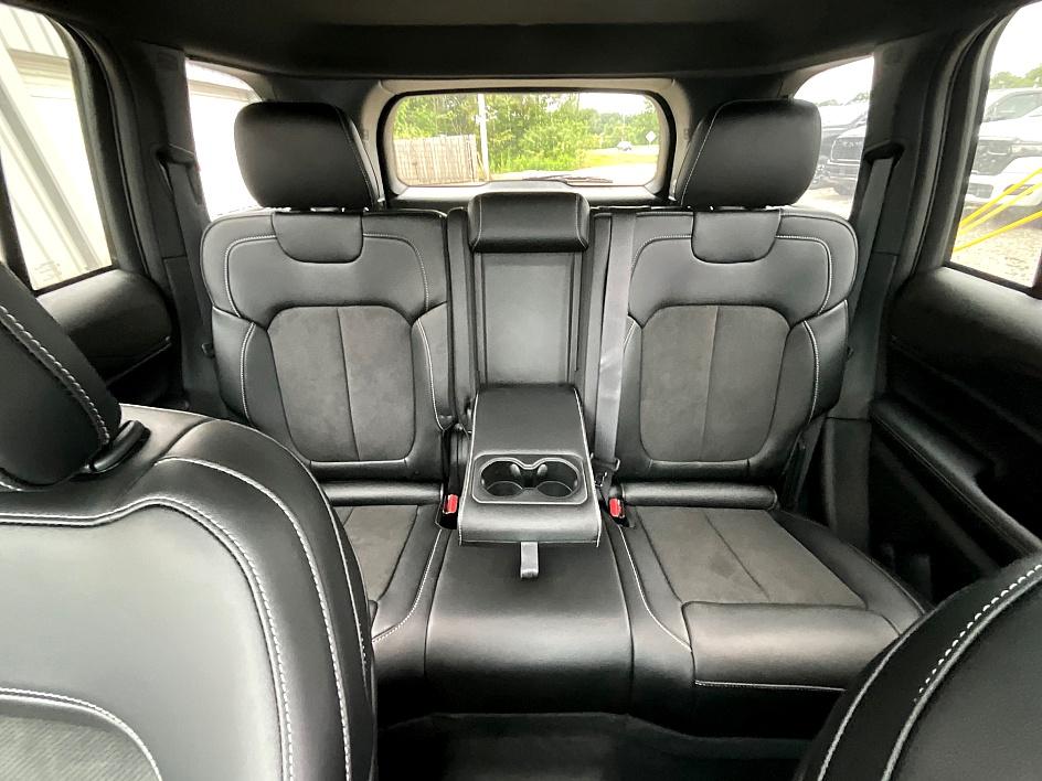 2025 Jeep Grand Cherokee Altitude X photo 31