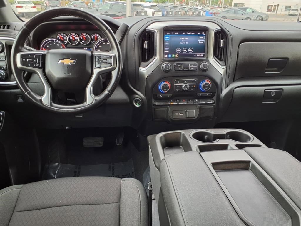 2022 Chevrolet Silverado 1500 LT photo 11