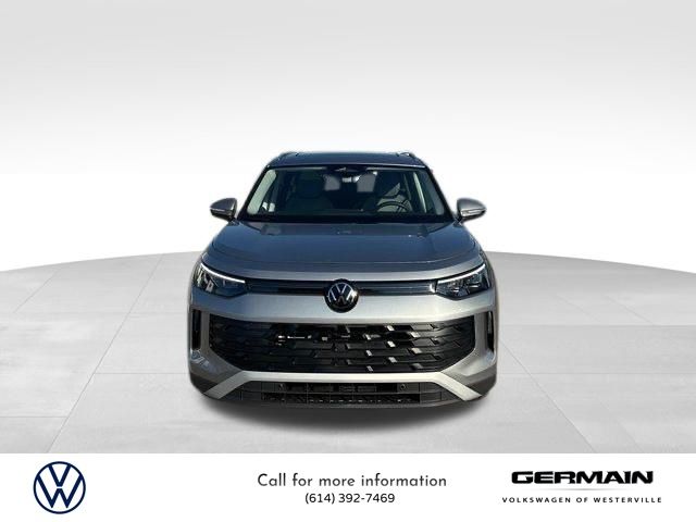 2025 Volkswagen Tiguan SE photo 2