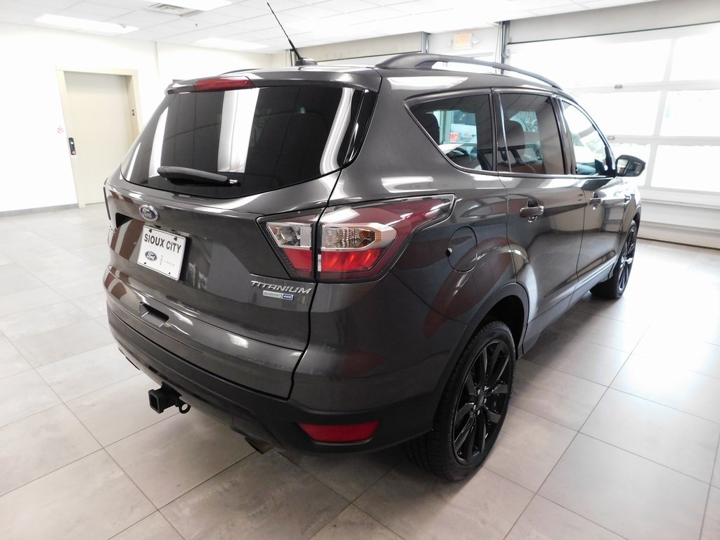 2017 Ford Escape Titanium photo 4