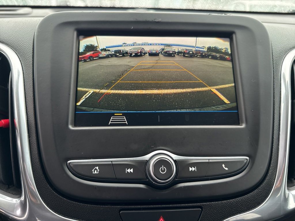 2019 Chevrolet Equinox LT photo 4