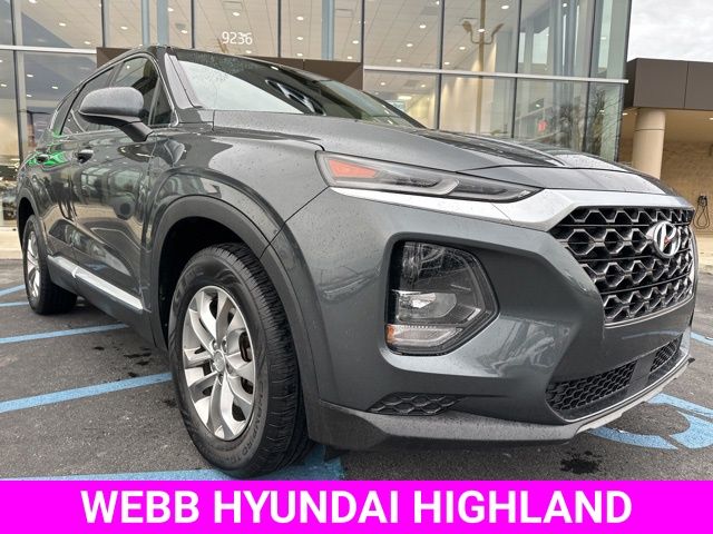 2019 Hyundai Santa Fe SE's photo