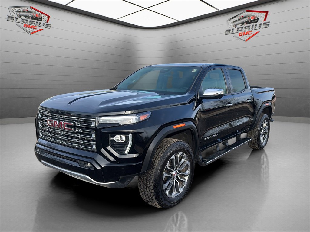 2023 GMC Canyon Denali's photo