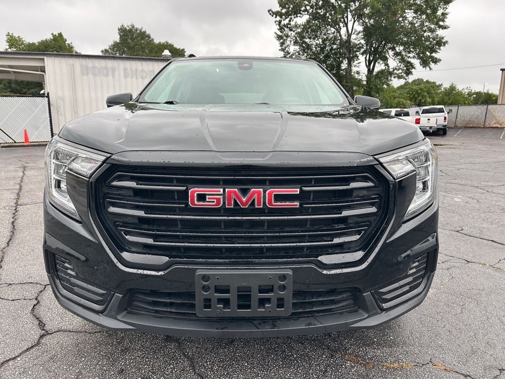2022 Gmc Terrain SLE photo 2