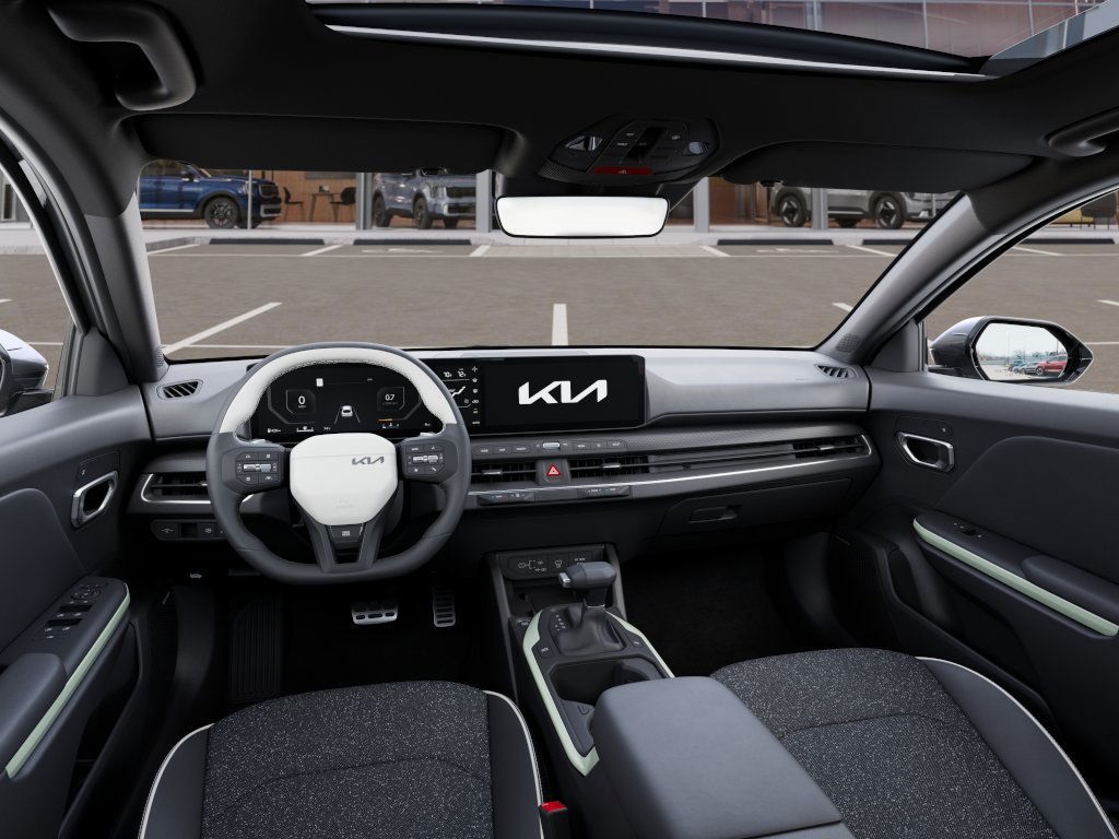 2025 Kia K4 GT-Line photo 13