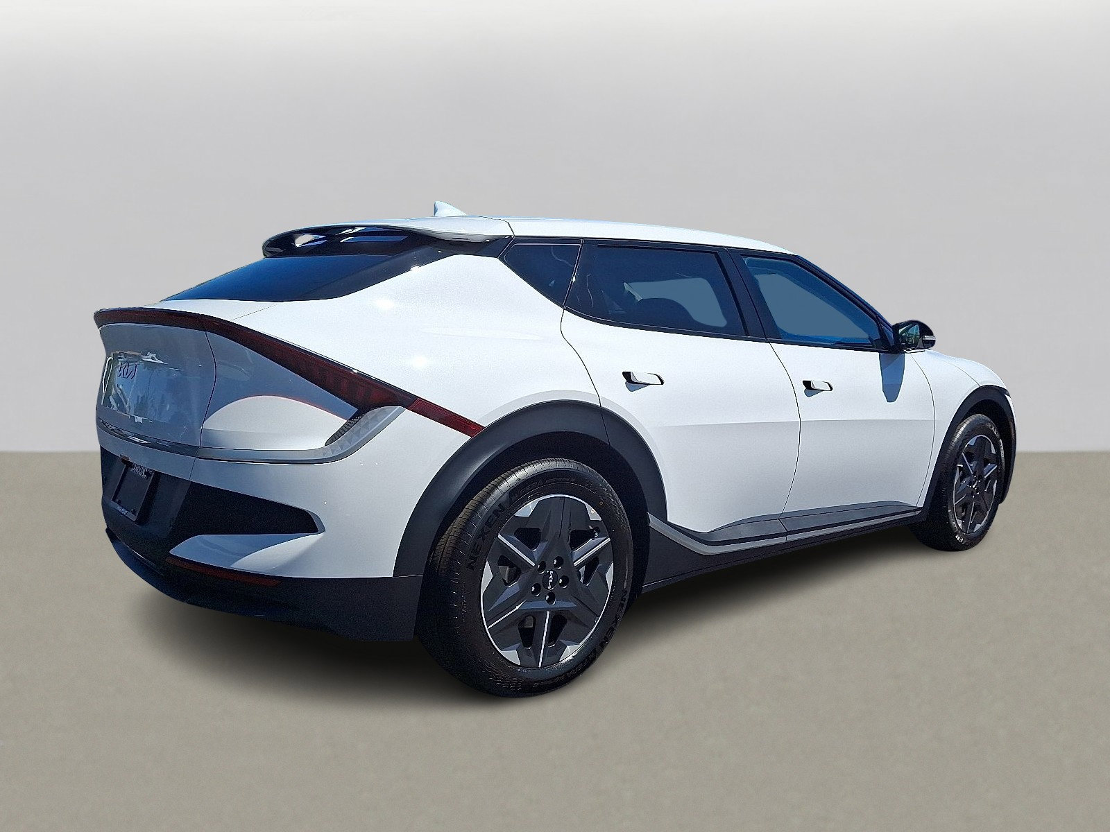 2025 Kia EV6 Light photo 4