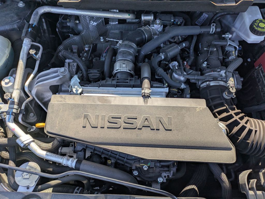 2023 Nissan Rogue SV photo 10