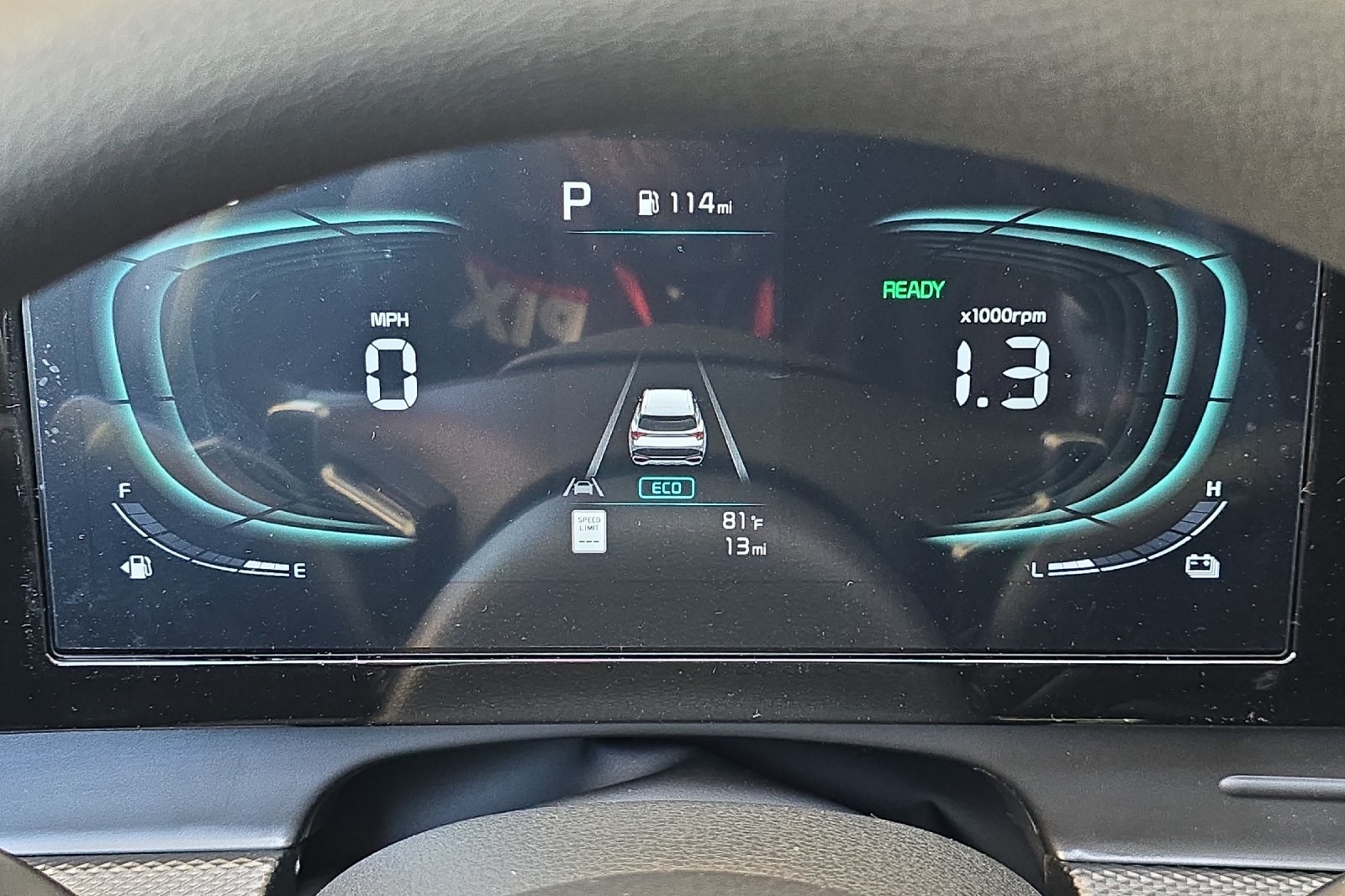 2025 Kia Sportage Hybrid LX photo 19