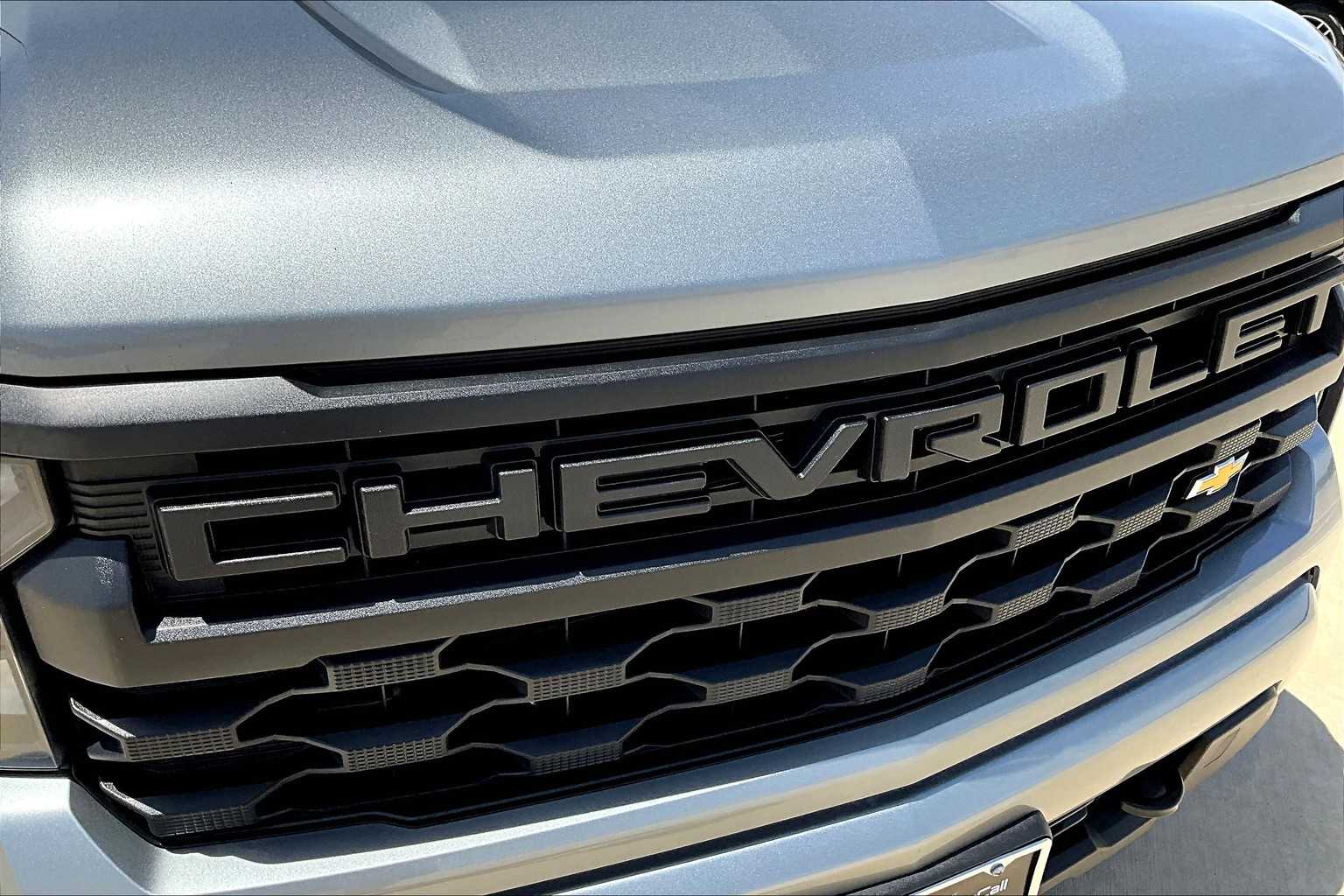 2025 Chevrolet Silverado 1500 Custom photo 53