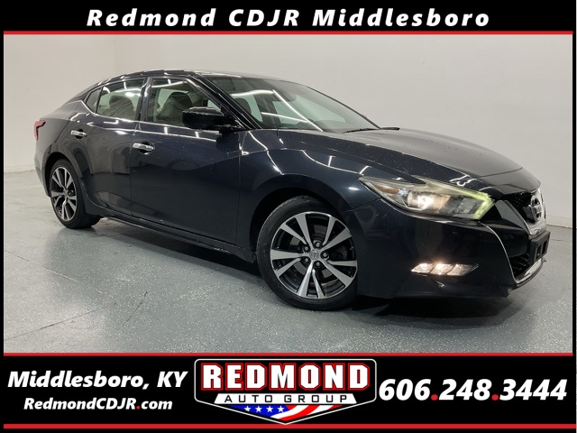 2017 Nissan Maxima S's photo