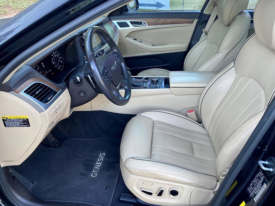 2017 Genesis G80 Ultimate photo 9