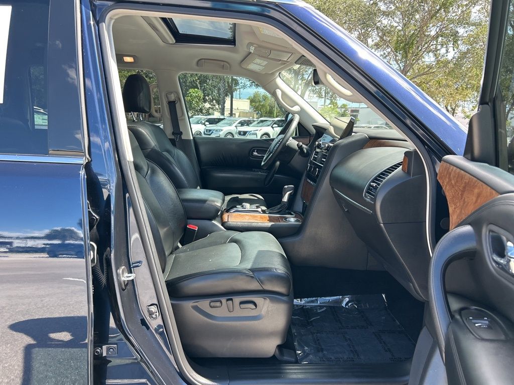 2022 Nissan Armada SL photo 32