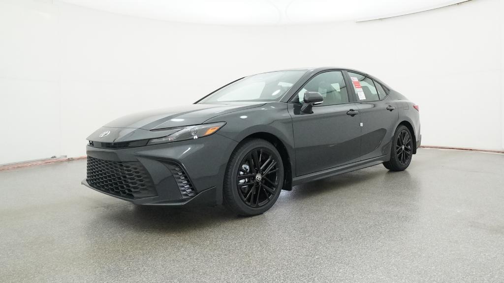 2026 Toyota Camry SE photo 4